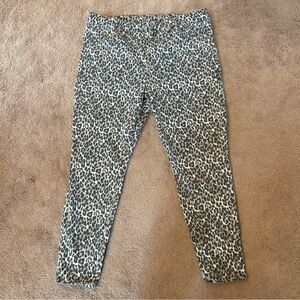 American Eagle Hi-Rise Leopard Jeggings 🐆